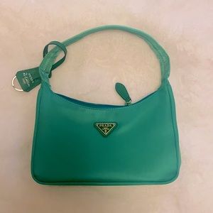 Shoulder purse